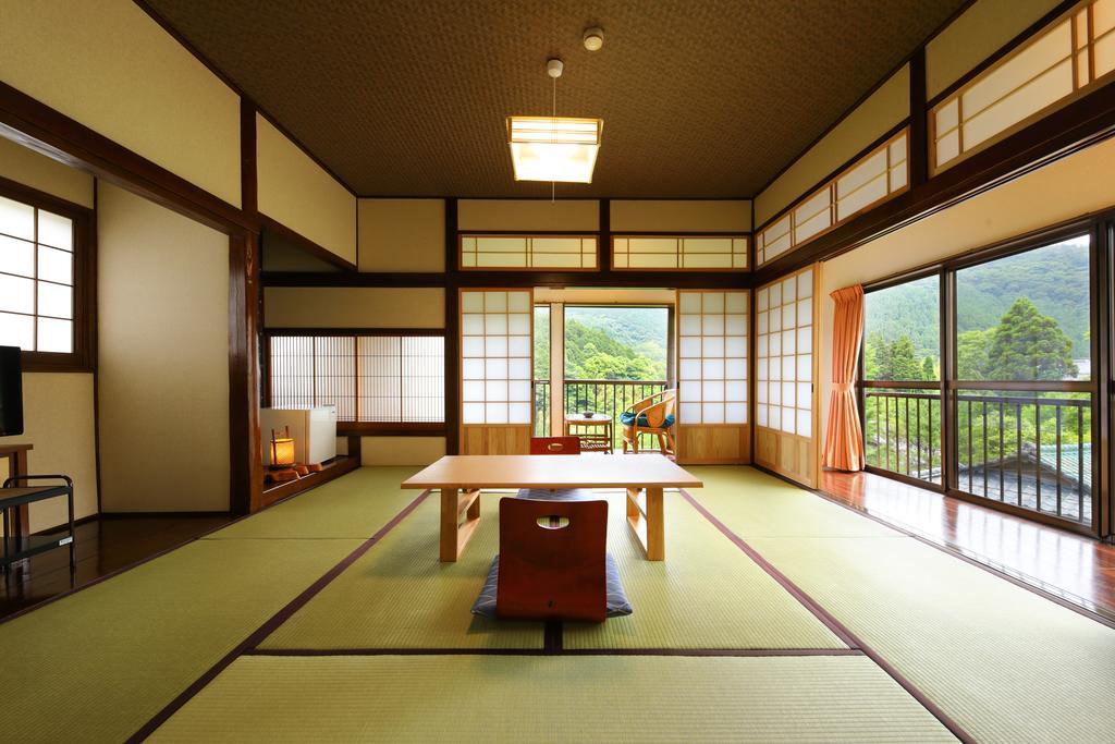 Ryokan Izumoya Yufuin Luaran gambar